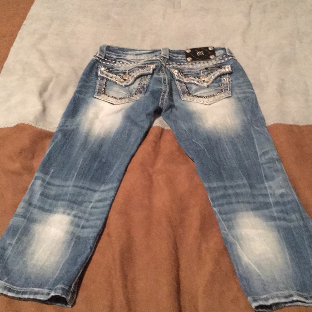 Miss me cuffed capris good condition.