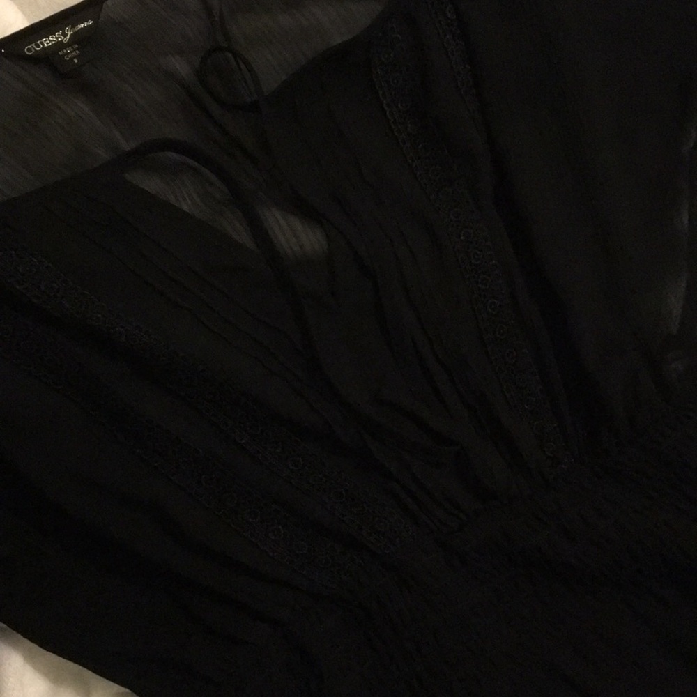 GUESS SHEER TOP - Picture 2 of 3