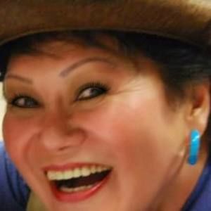 Meet your Posher, Lina