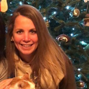 Meet your Posher, Rebecca