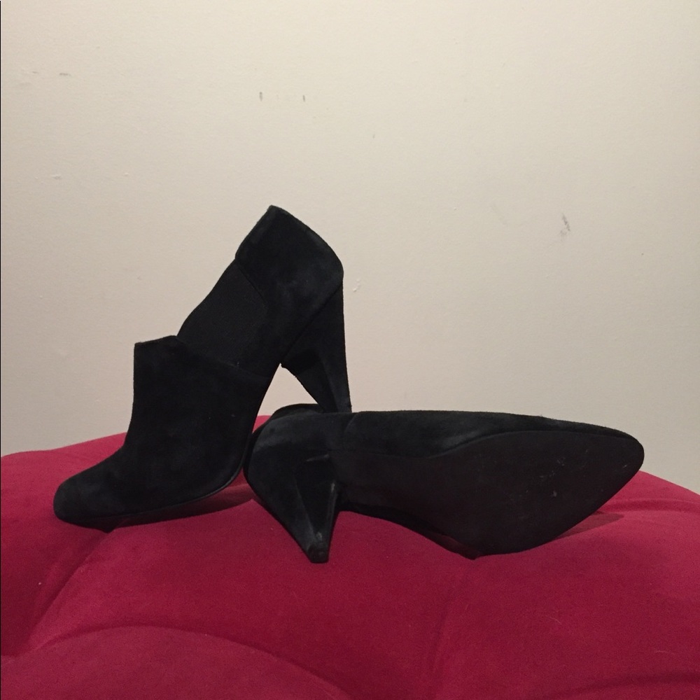 Levity black felt ankle boots