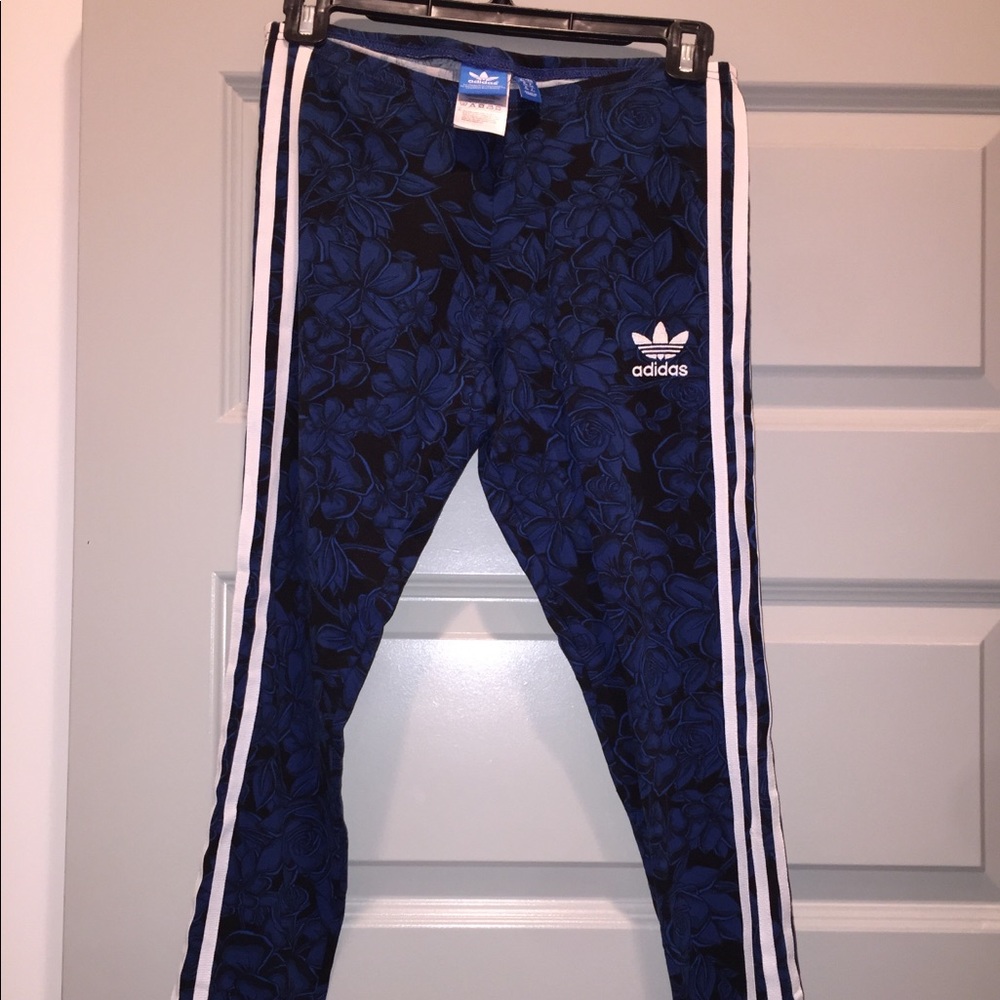 ADIDAS THREE STRIPE LEGGINGS