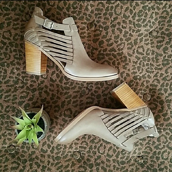 Jasmine Mushroom Color Booties by Latigo - Picture 3 of 5