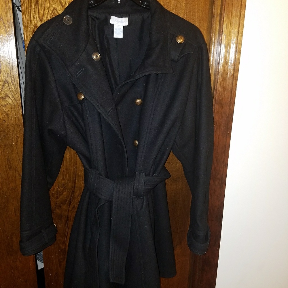 Stylish Wool Peacoat