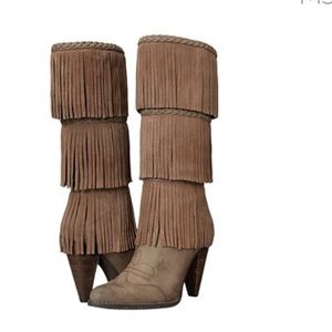 Volitile fringe cowboy boots