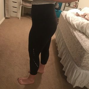 High-rise lululemon wunder unders