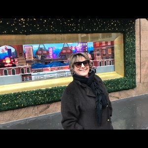 Meet your Posher, Gail