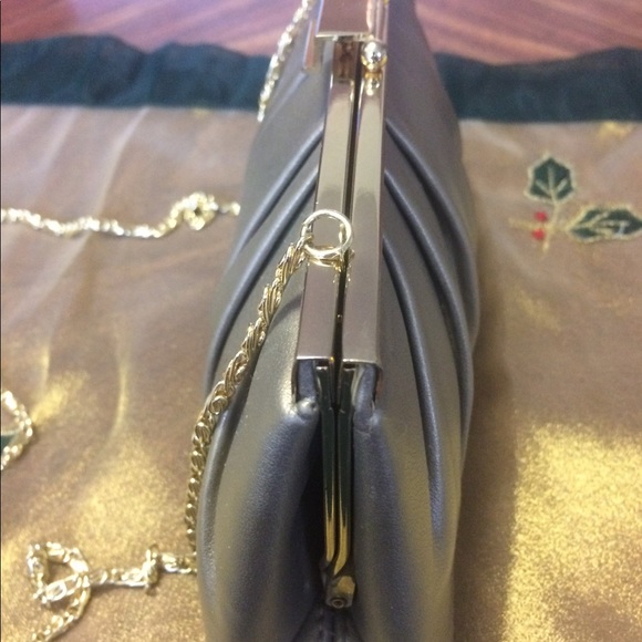 💥GUNNE SAX by jessica mc clintock pleated clutch - Picture 2 of 5