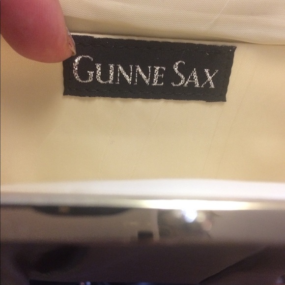 💥GUNNE SAX by jessica mc clintock pleated clutch - Picture 5 of 5