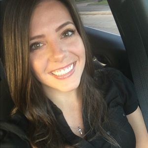 Meet your Posher, Natalie