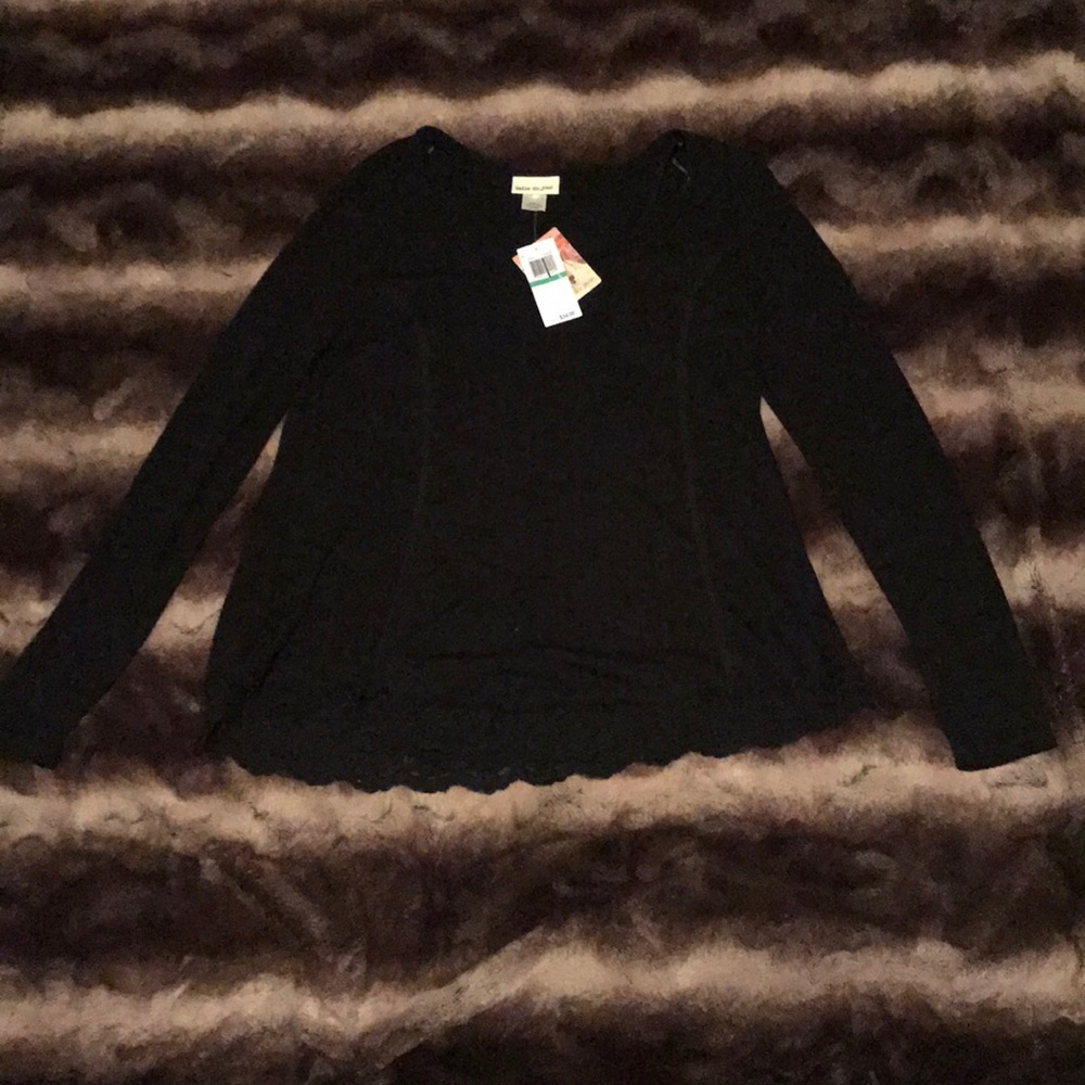 Long sleeve black shirt