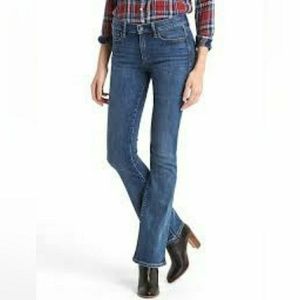 Women's Gap baby boot jeans