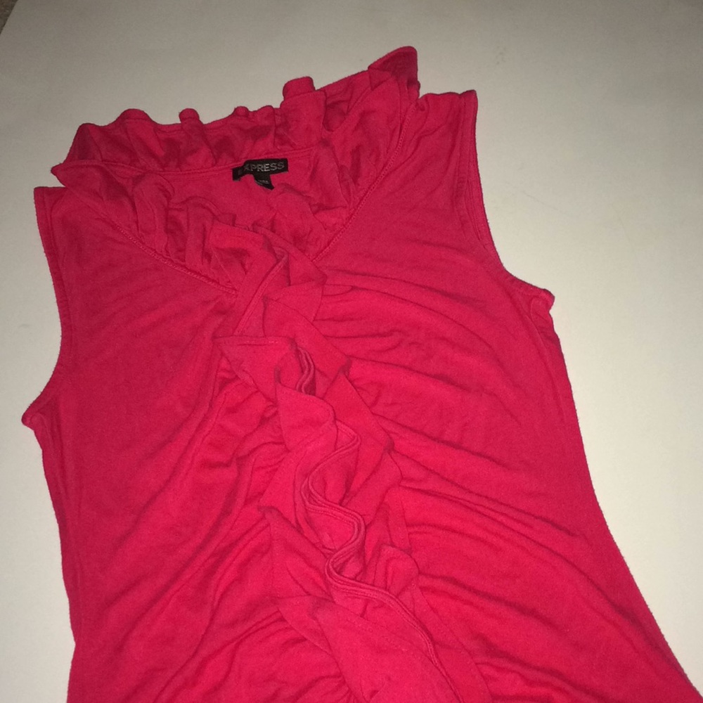 Express Ruffle Neckline Fitting Top - Picture 3 of 6