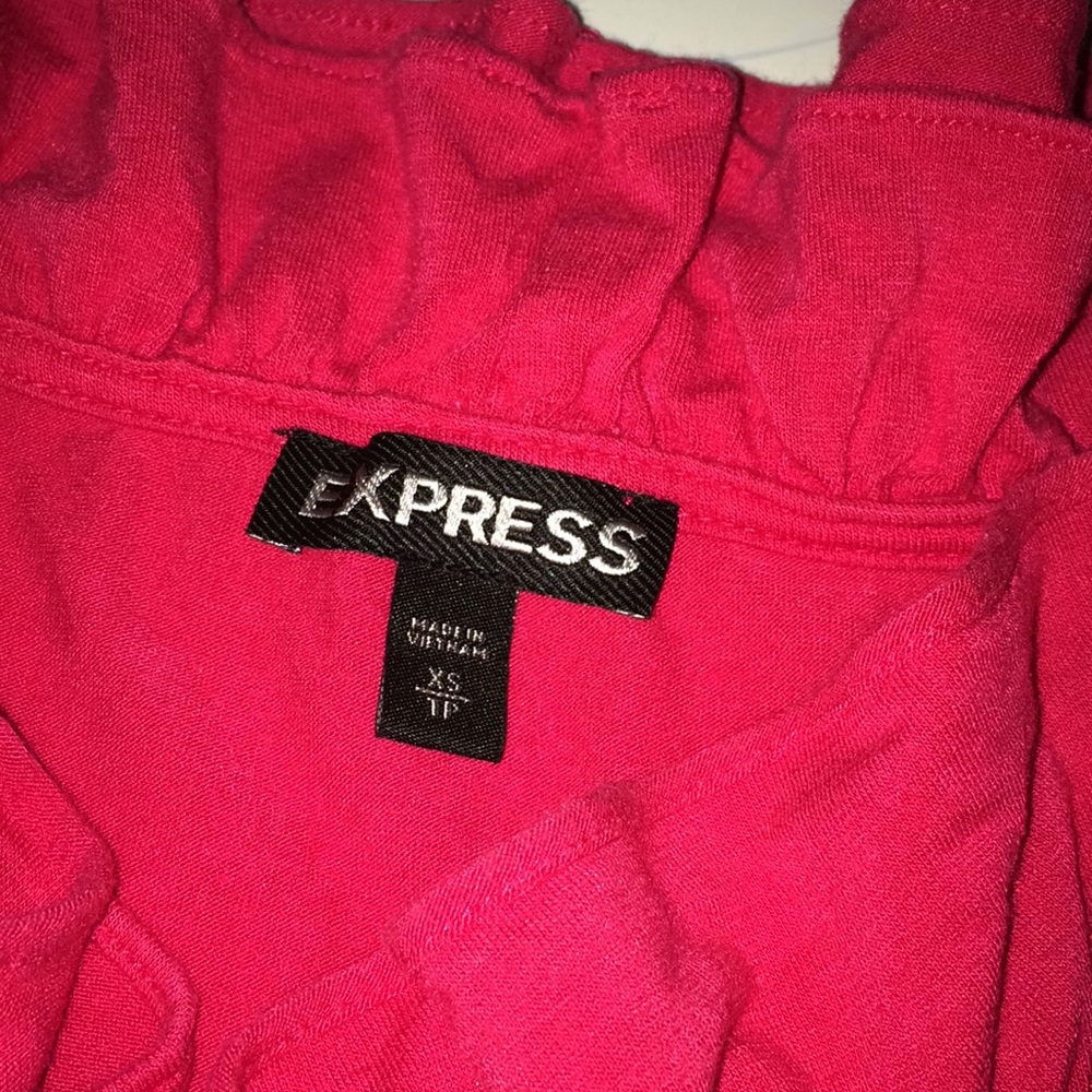 Express Ruffle Neckline Fitting Top - Picture 5 of 6