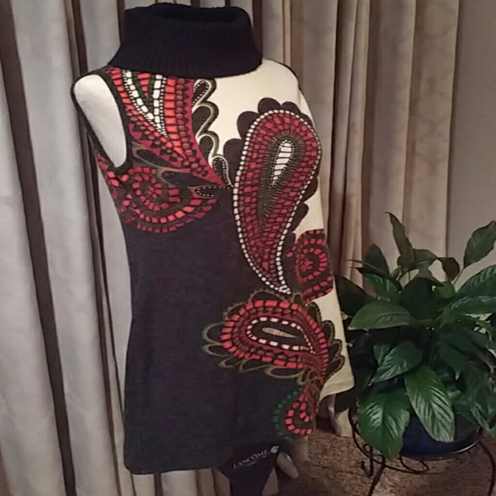 New Sleevless Aryeh sweater dress