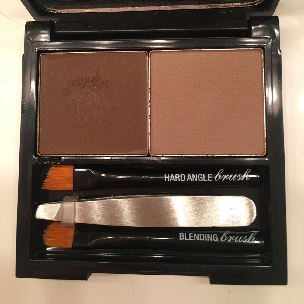 Benefit Brow