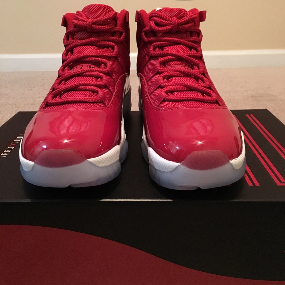 Nike Air Jordan 11 Retro "Win Like '96" - Picture 2 of 7