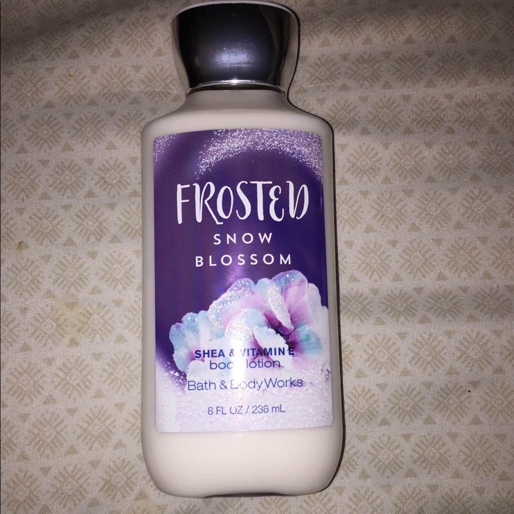 Frosted Snow Blossom