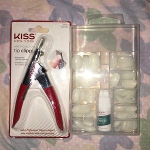 Kiss Artificial Nail Bundle!