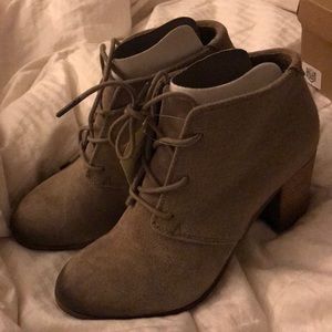 Toms boot heels
