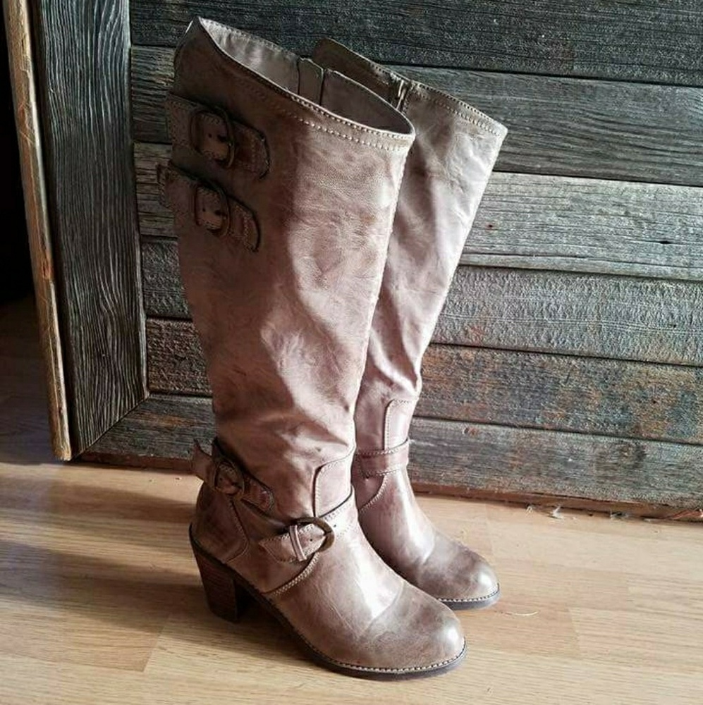 Very Volatile Boots