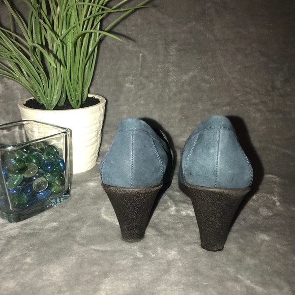 Nine West Premuroso-Suede Wedged - Picture 4 of 7