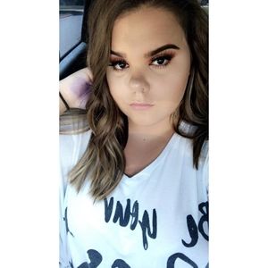 Meet your Posher, Brittani