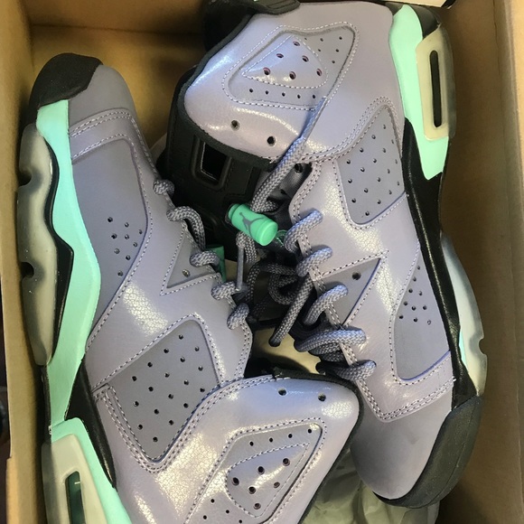 jordan 6s - Picture 1 of 2