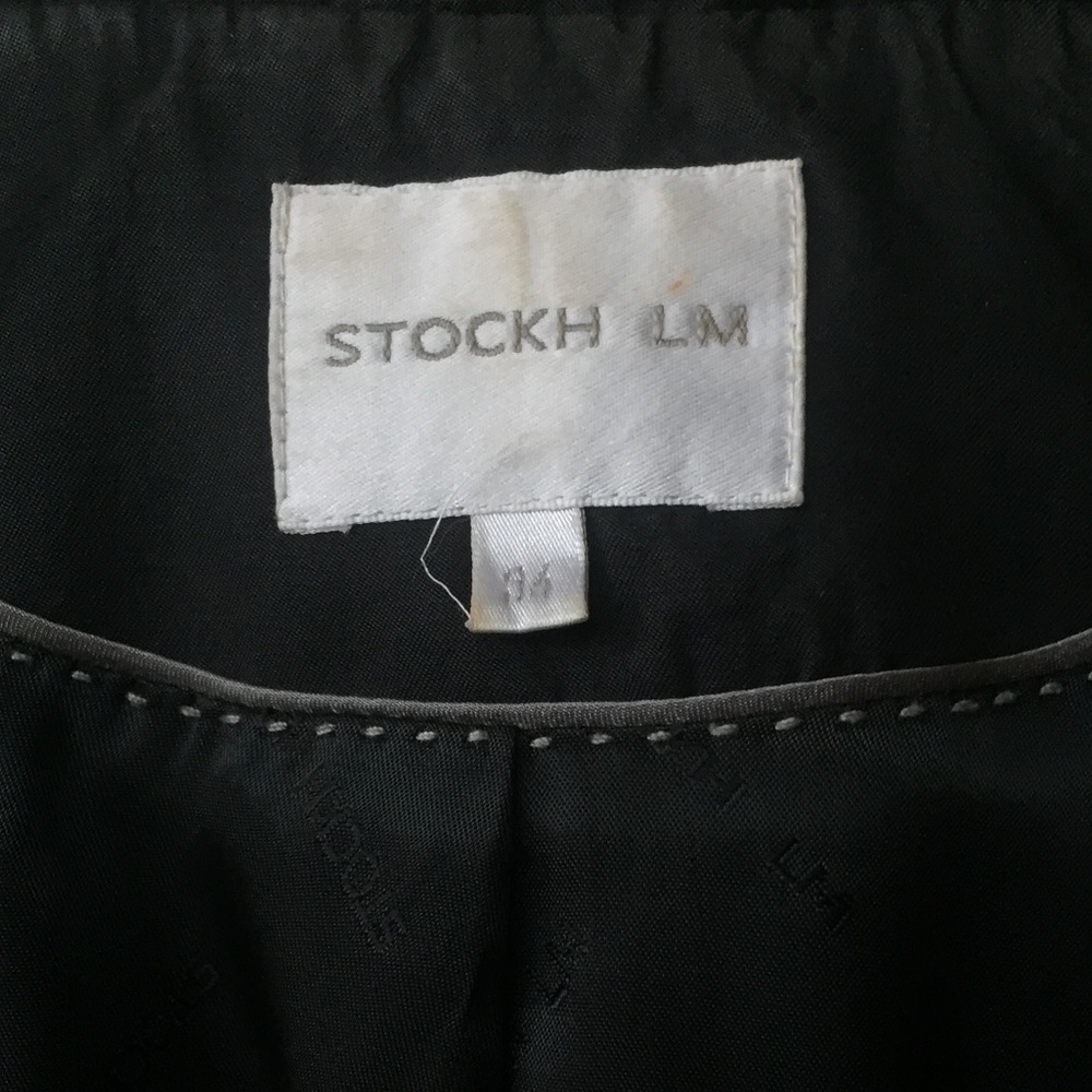 Classic Chic Blazer - image 5