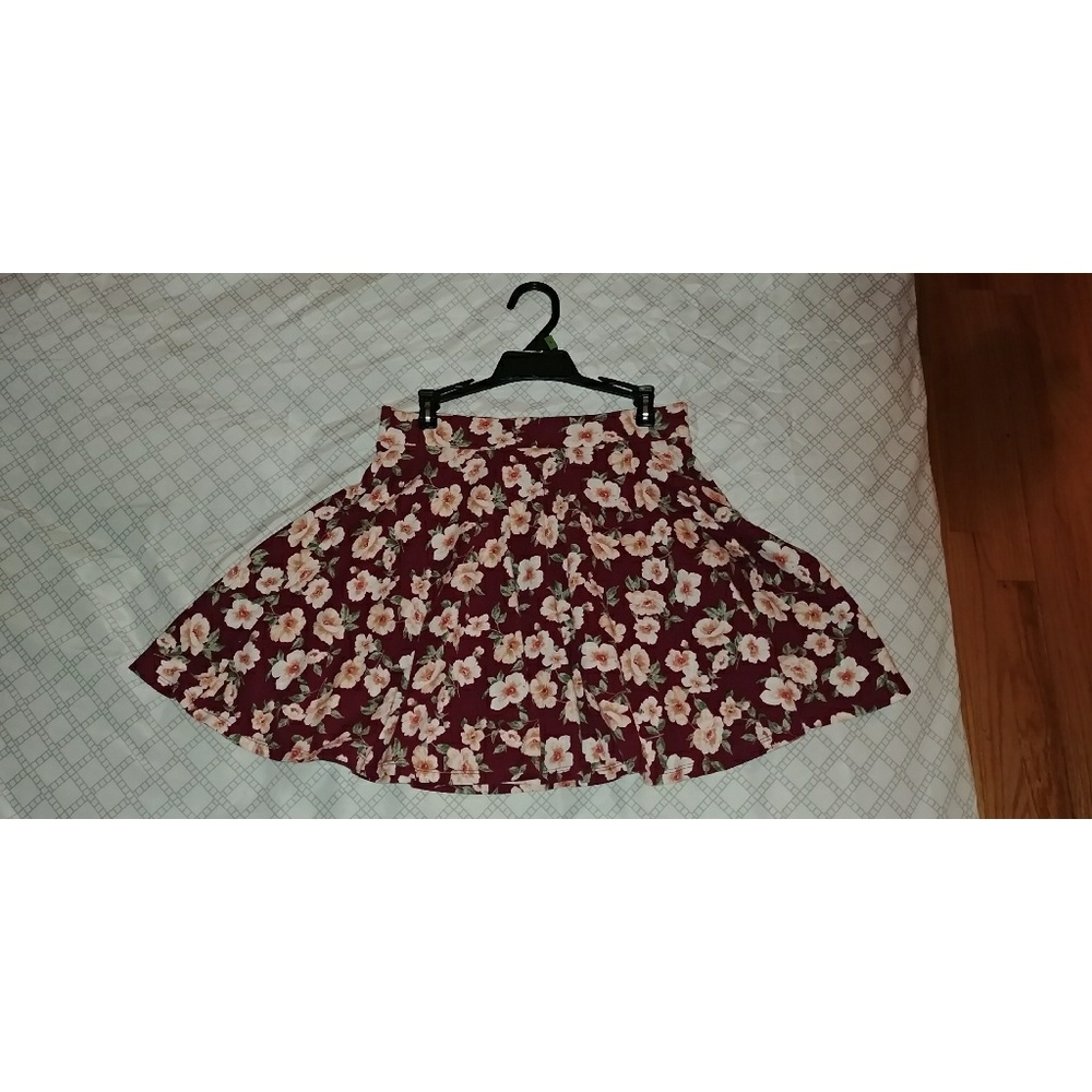 Forever 21 Floral Skater Skirt