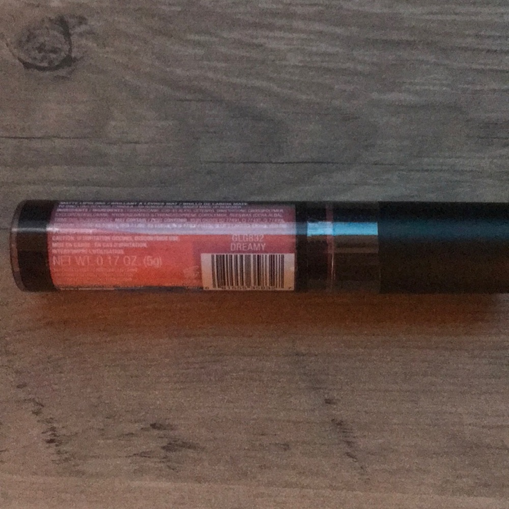 L.A girl matte lipstick - Picture 4 of 8