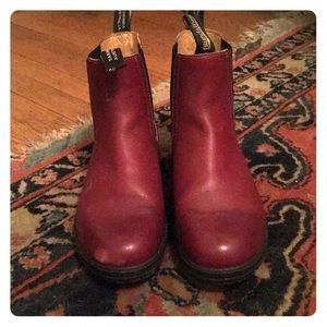 Tall red and black womens blundstone boots