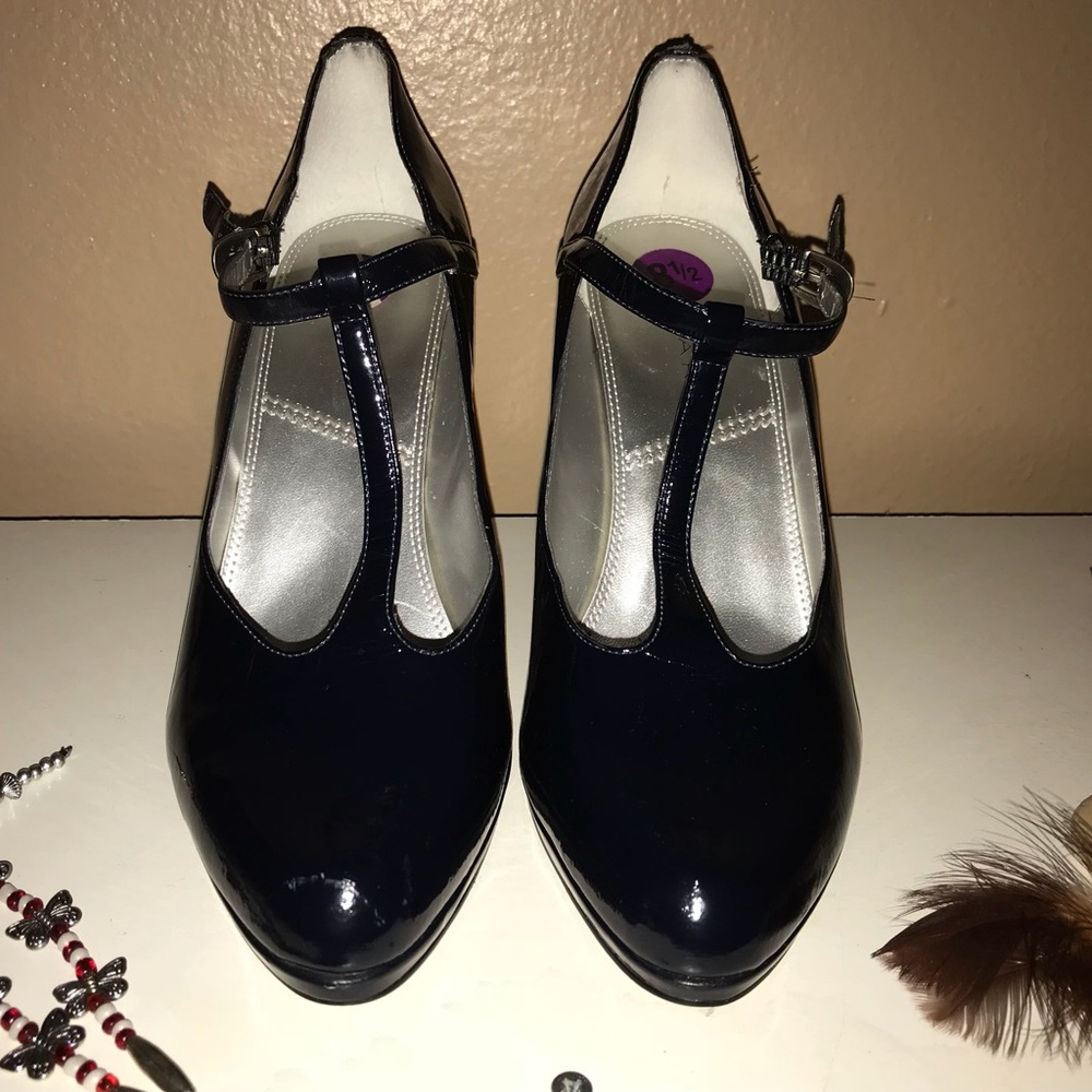 .Tahari Bluish/Black Mini Platform Heels.