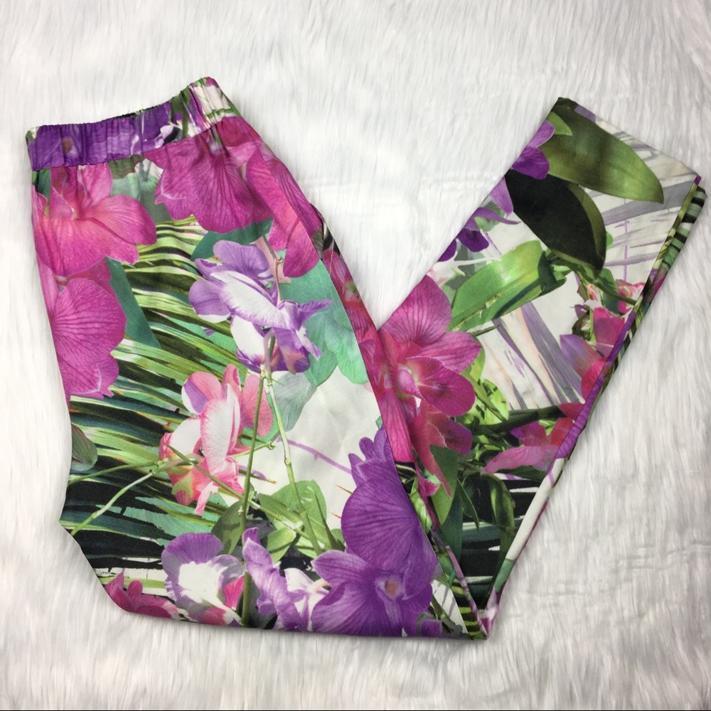 NWT Trina Turk Gilly Floral Pants - Picture 3 of 5