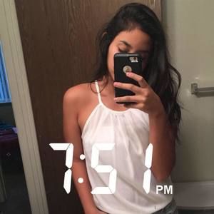 Meet your Posher, Daniela