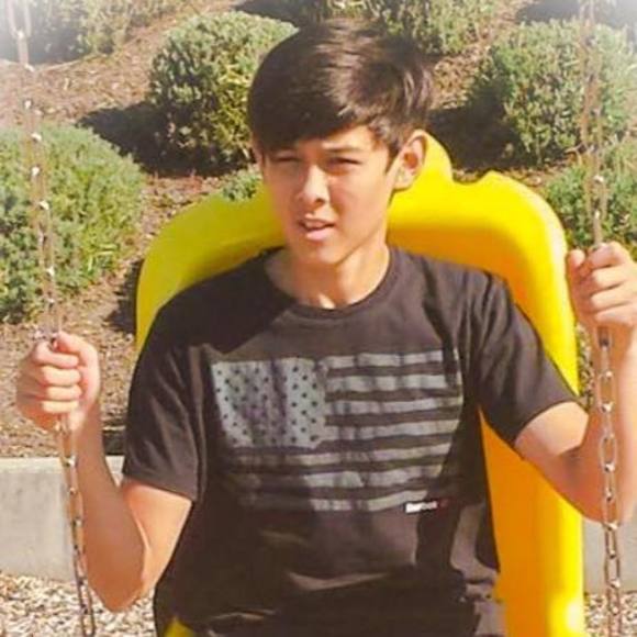 Meet your Posher, Joshua - Picture 1 of 1