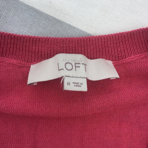 3/$25 🔴 Loft burgundy  v-neck sweater - Picture 3 of 3