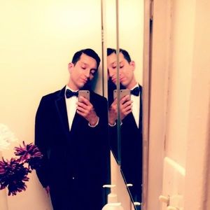 Meet your Posher, Johnny