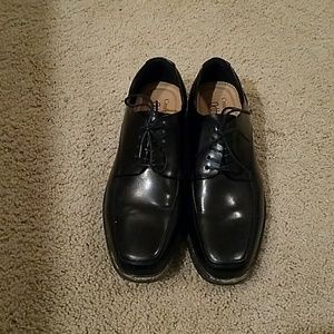 Mens dress shoes