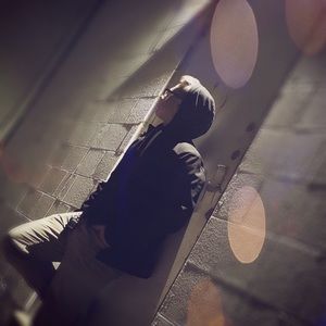 Meet your Posher, Travis