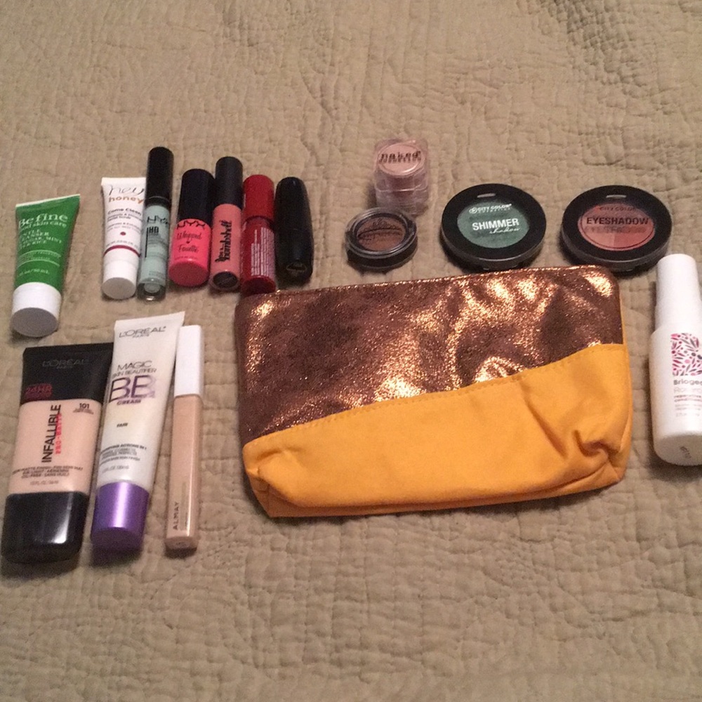 Large makeup lot