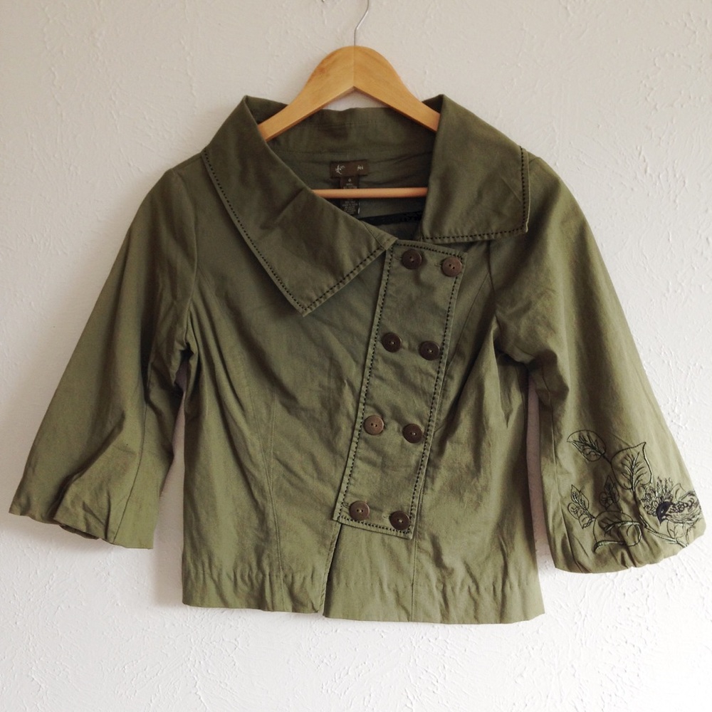 NWOT 💚 Detailed, beautiful blazer!
