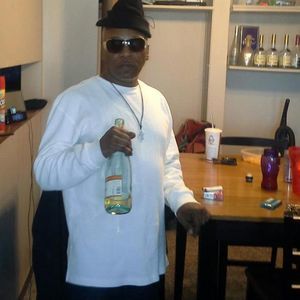 Meet your Posher, Louis