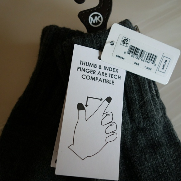 Michael Kors Gray Knit Tech Gloves NWT - Picture 2 of 4