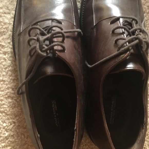 Banana republic brown leather shoes