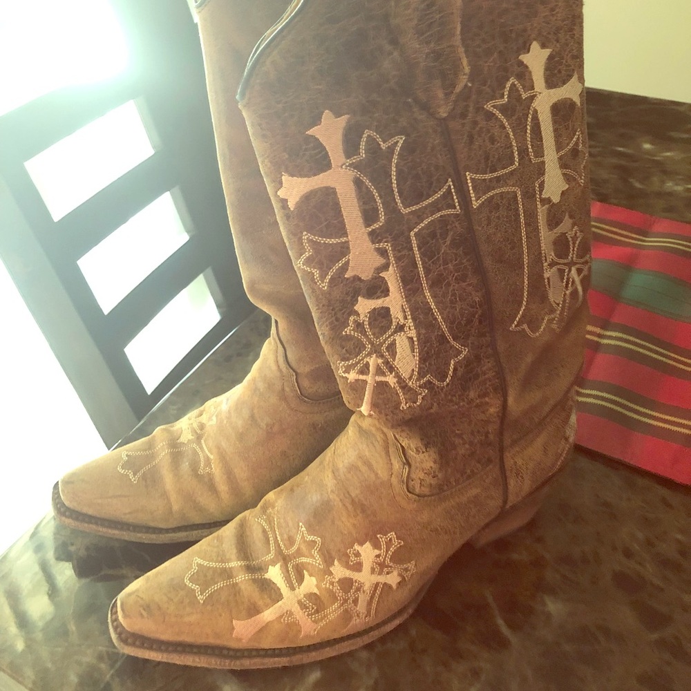Women’s western boots