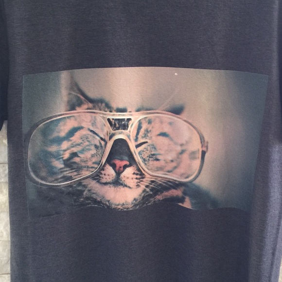 Smarty Cat Club T-shirt - Picture 3 of 4