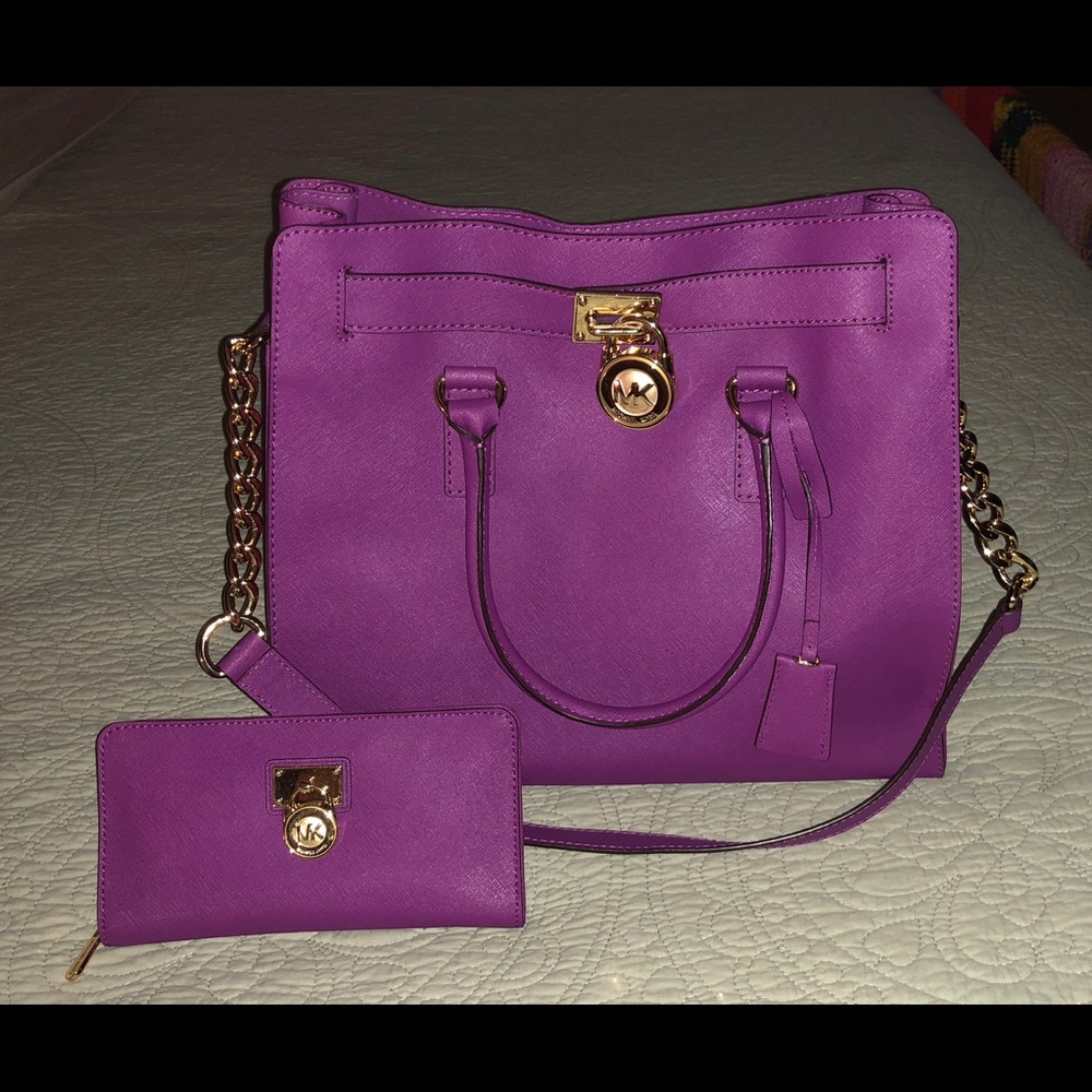Michael Kors purse & wallet set