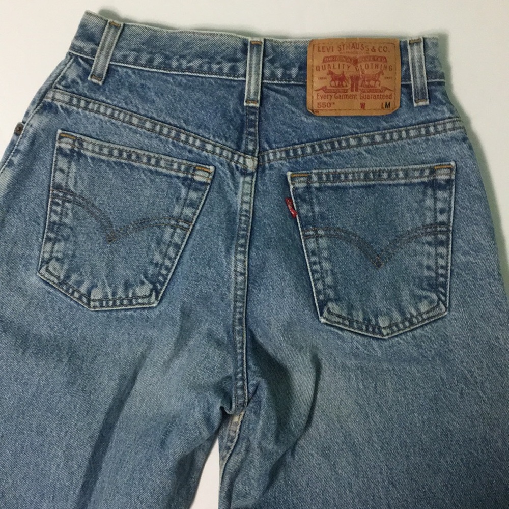 Levi's • Vintage 550 high waisted mom jeans - Picture 7 of 8