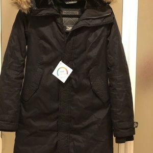 Aritzia TNA Black Parka size small